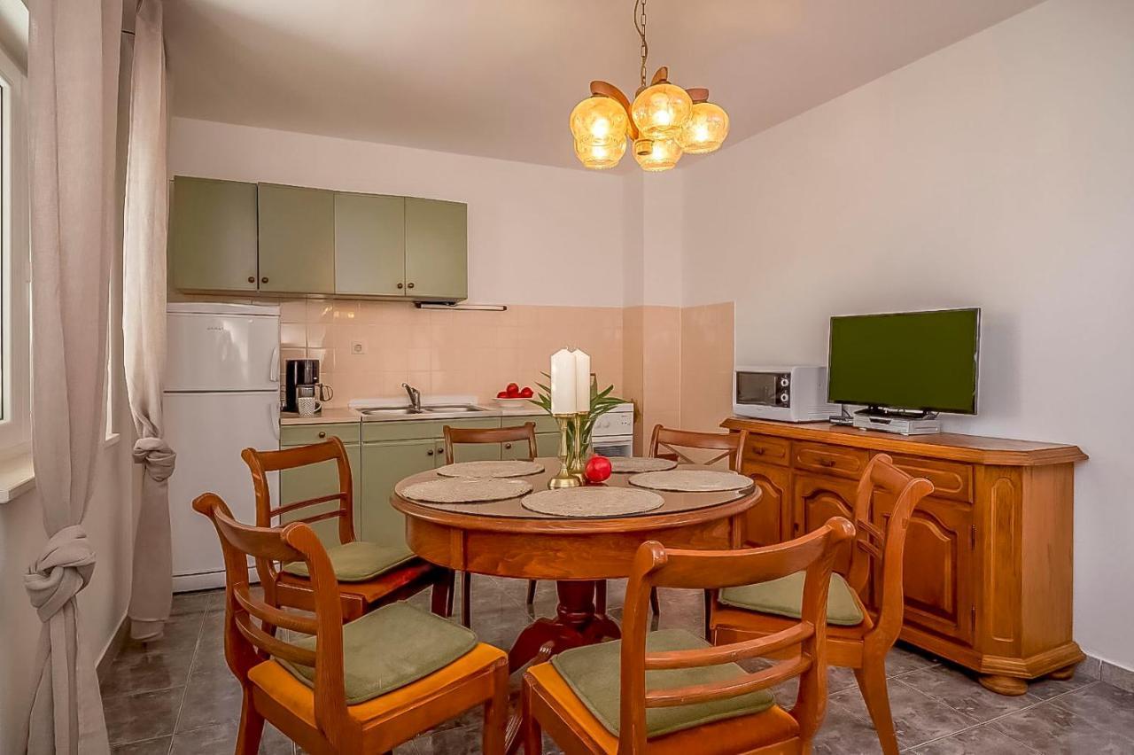 Apartments Matija Рогозница Екстериор снимка